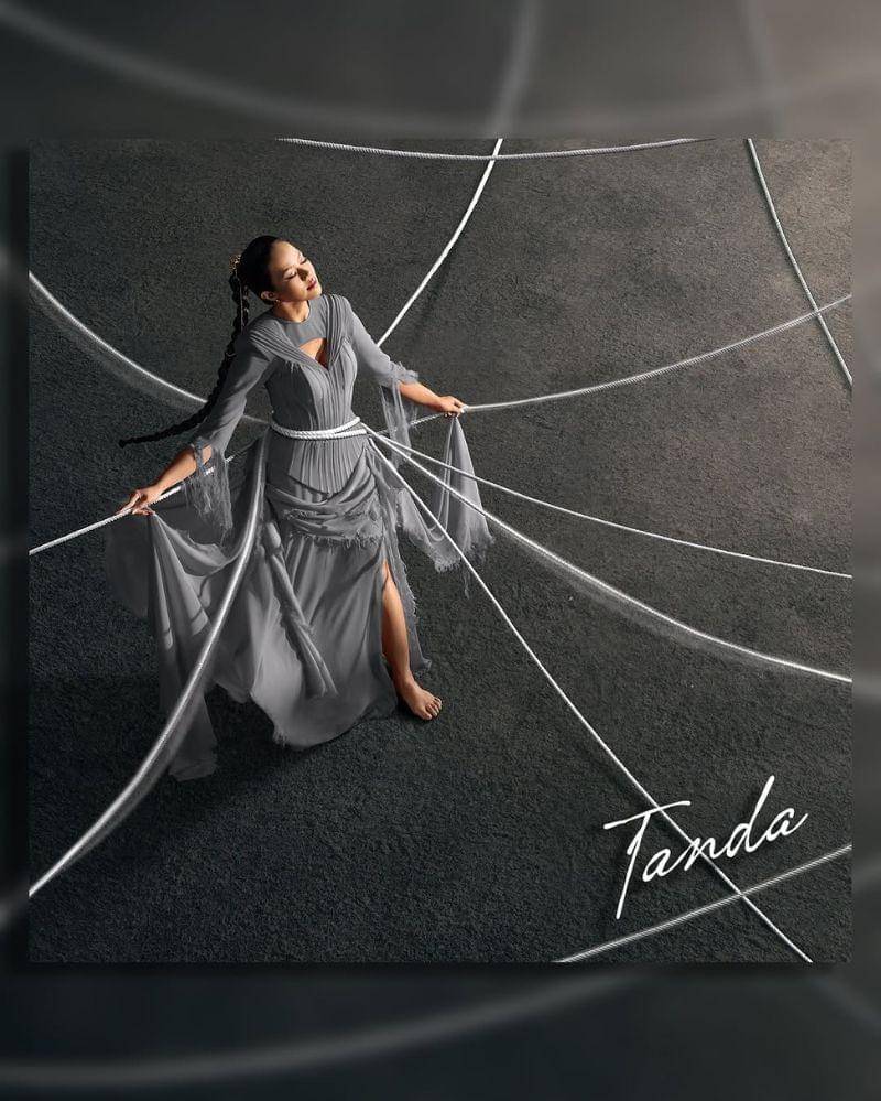 Instagram.com/yurayunita